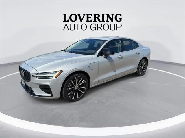 2025 Volvo S60 T8 Plus