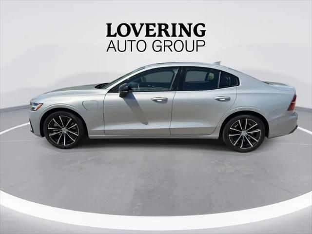 2025 Volvo S60 T8 Plus