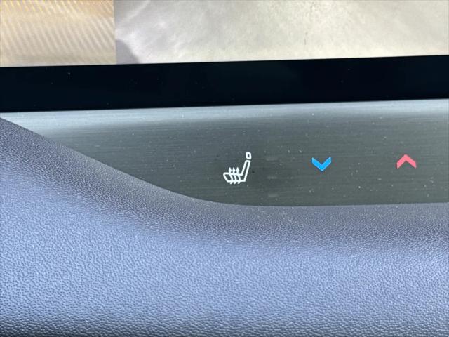 2026 Nissan LEAF PLATINUM+