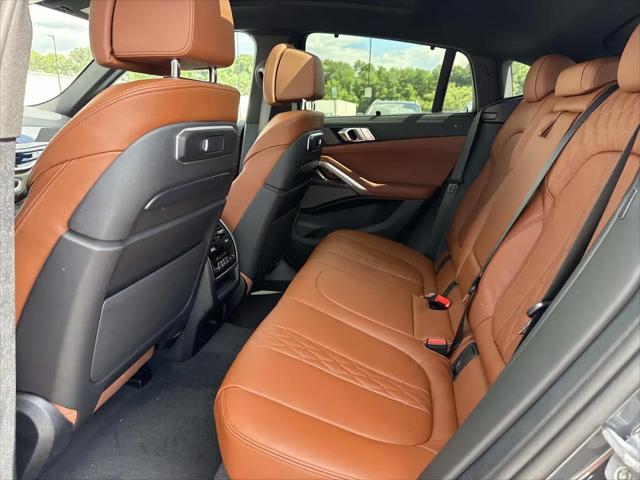 2027 BMW X6 M60i