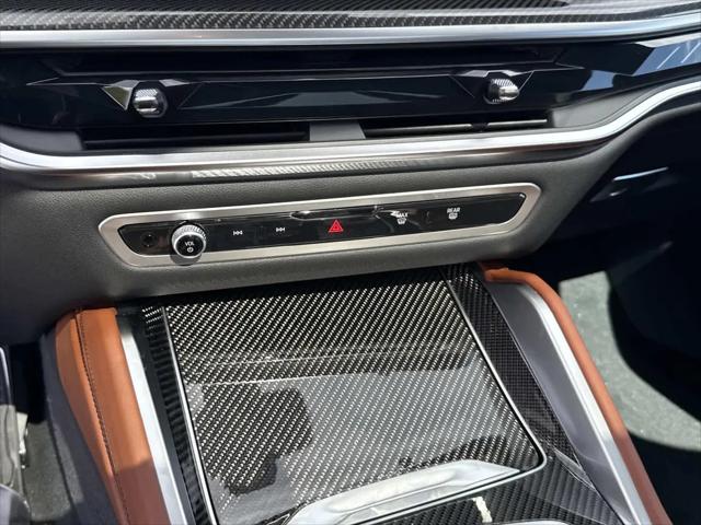 2027 BMW X6 M60i