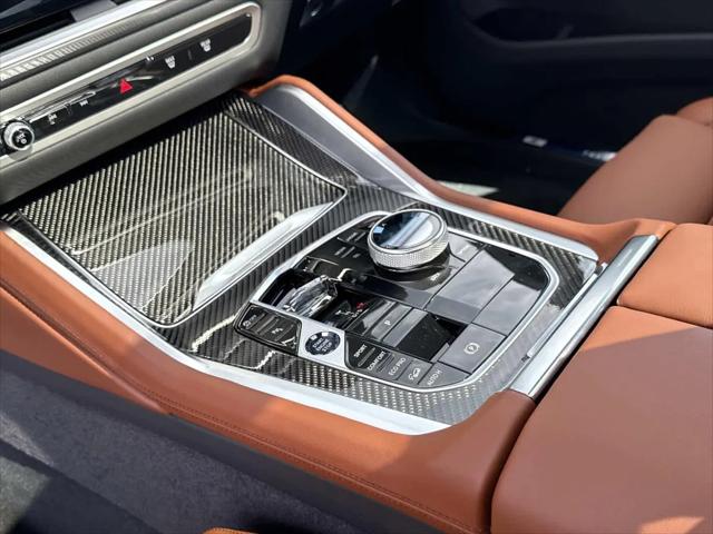 2027 BMW X6 M60i