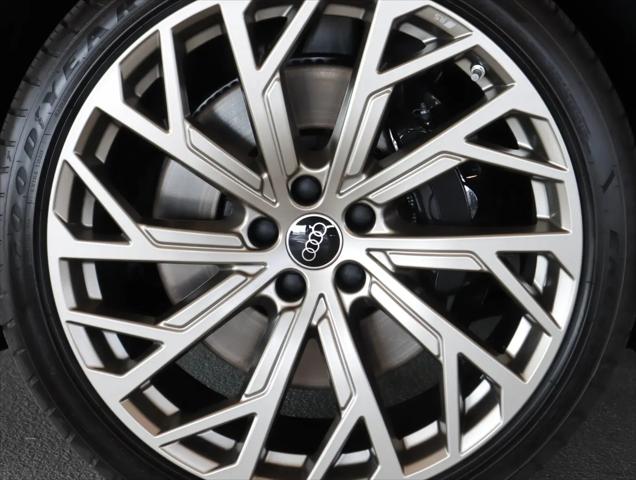 2026 Audi A8 55 TFSI quattro Tiptronic