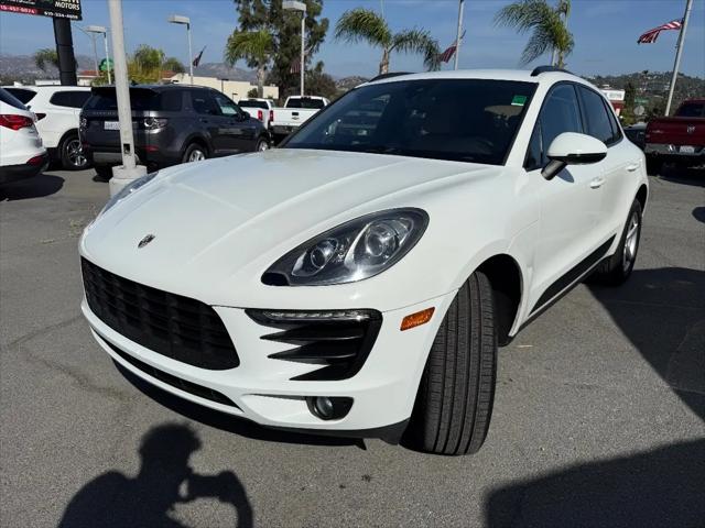2017 Porsche Macan Macan