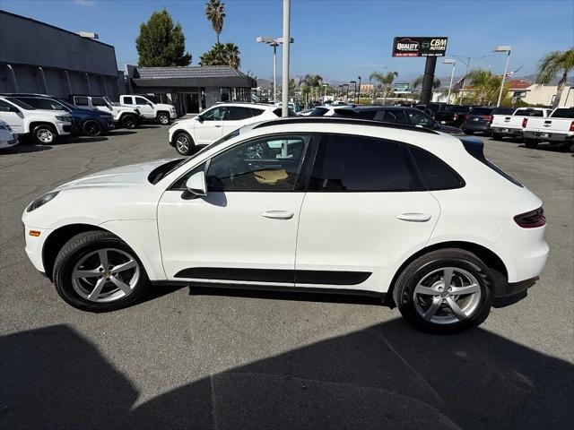 2017 Porsche Macan Macan
