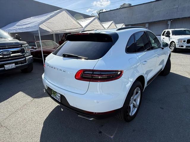 2017 Porsche Macan Macan