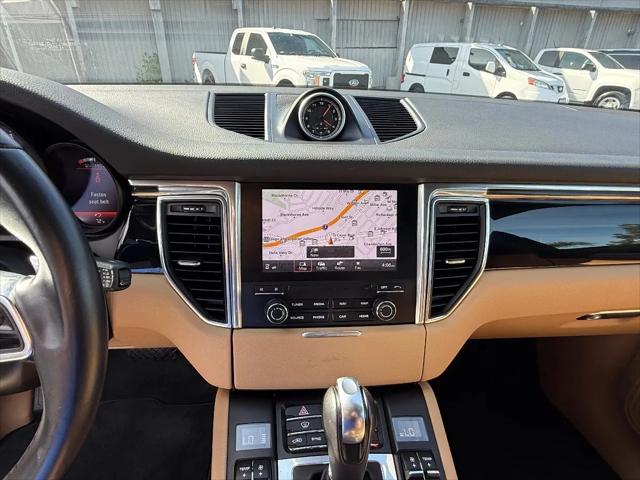 2017 Porsche Macan Macan