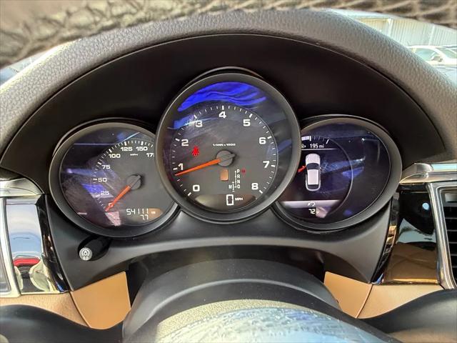 2017 Porsche Macan Macan