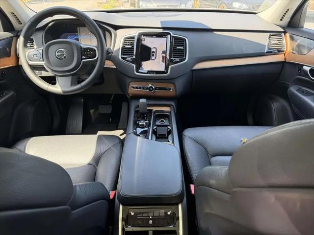 2024 Volvo XC90 Recharge T8 Plus Bright Theme 7-Seater