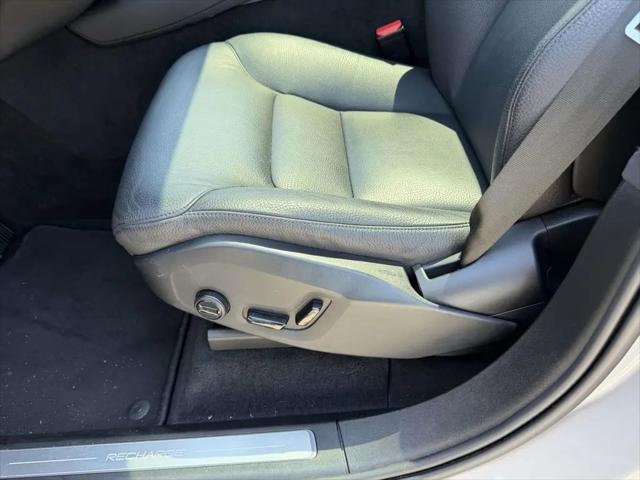 2024 Volvo XC90 Recharge T8 Plus Bright Theme 7-Seater