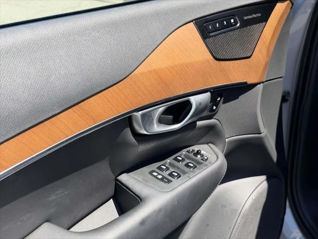 2024 Volvo XC90 Recharge T8 Plus Bright Theme 7-Seater
