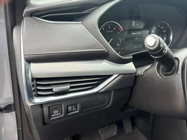 2023 Cadillac XT4 AWD Premium Luxury