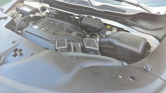 2017 Acura MDX w/Advance Package