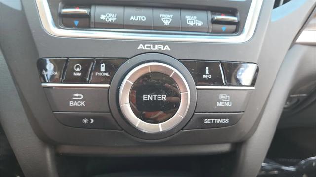 2017 Acura MDX w/Advance Package
