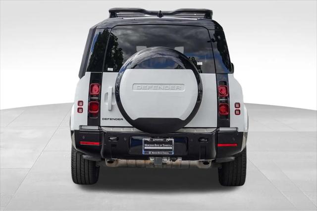 2024 Land Rover Defender 130 P400 X-Dynamic SE