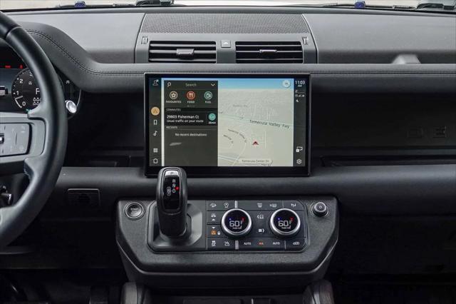 2024 Land Rover Defender 130 P400 X-Dynamic SE