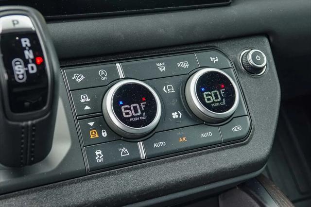 2024 Land Rover Defender 130 P400 X-Dynamic SE