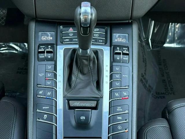 2017 Porsche Macan Macan