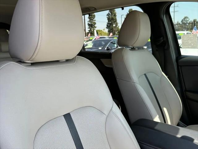 2024 Mazda X-90 3.3 Turbo Preferred Plus