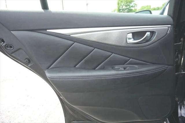 2014 INFINITI Q50 Standard
