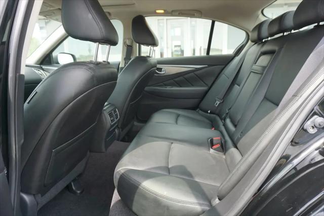 2014 INFINITI Q50 Standard