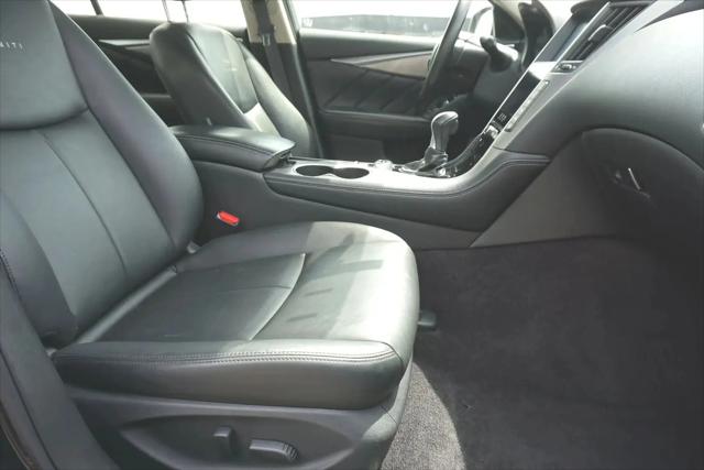 2014 INFINITI Q50 Standard