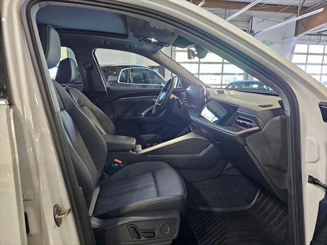 2025 Audi Q5 Premium TFSI quattro S tronic