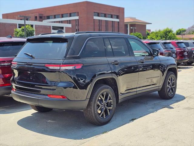 2026 Jeep Grand Cherokee Altitude 4x2