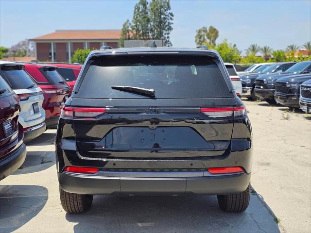 2026 Jeep Grand Cherokee Altitude 4x2