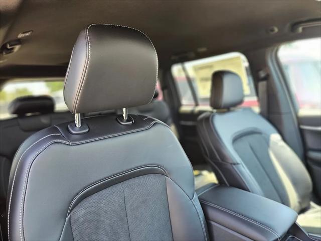 2026 Jeep Grand Cherokee Altitude 4x2