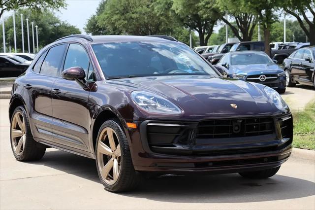 2023 Porsche Macan T