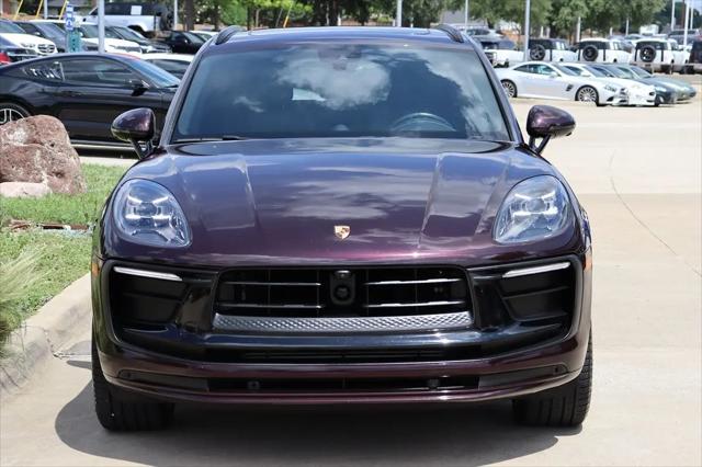 2023 Porsche Macan T