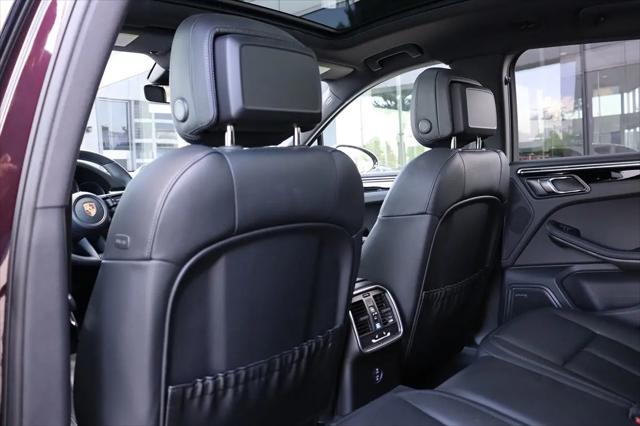 2023 Porsche Macan T