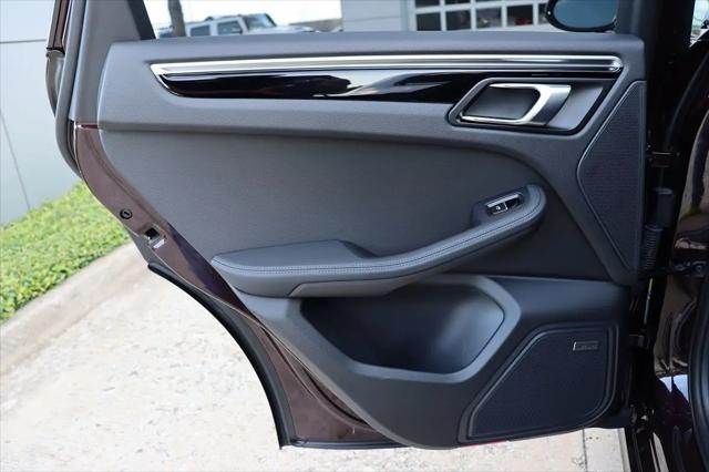 2023 Porsche Macan T
