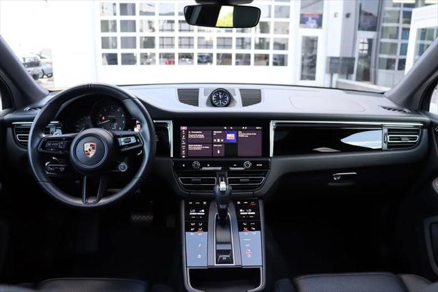 2023 Porsche Macan T