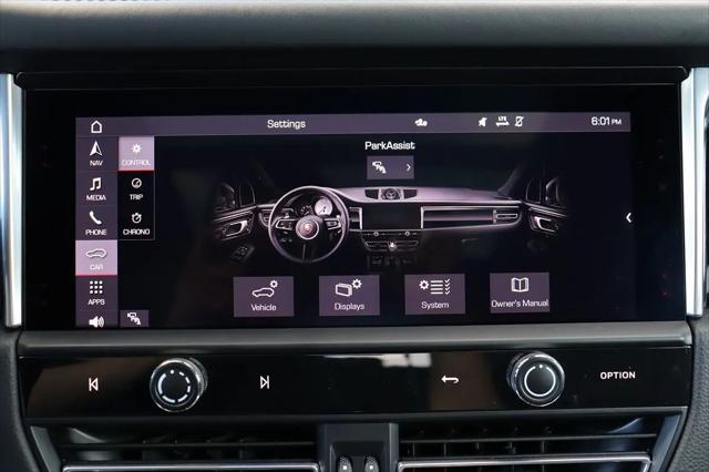 2023 Porsche Macan T