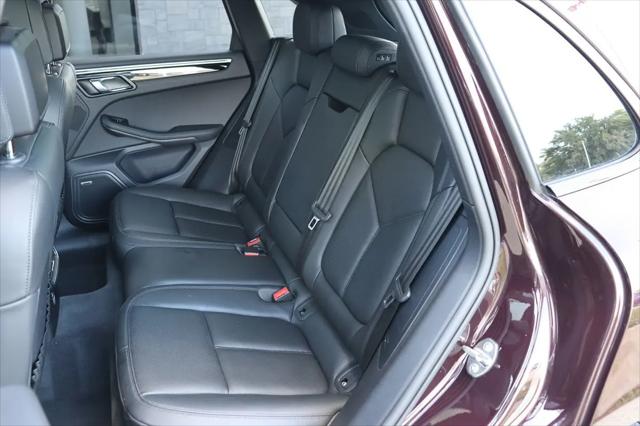 2023 Porsche Macan T