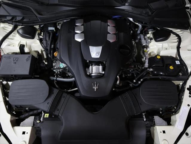 2018 Maserati Ghibli Standard