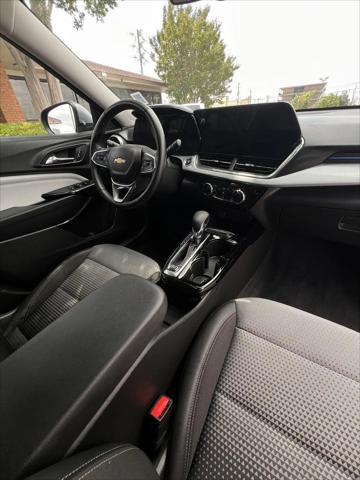 2025 Chevrolet Trax FWD LT