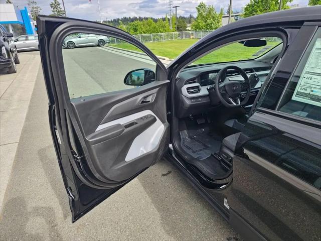 2027 Chevrolet Bolt LT FWD