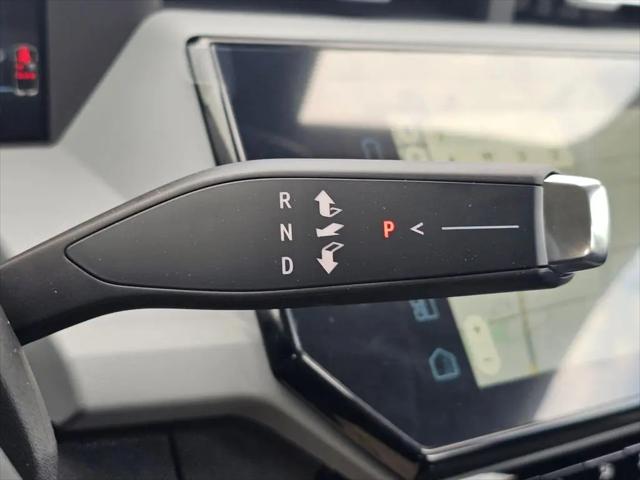 2027 Chevrolet Bolt LT FWD