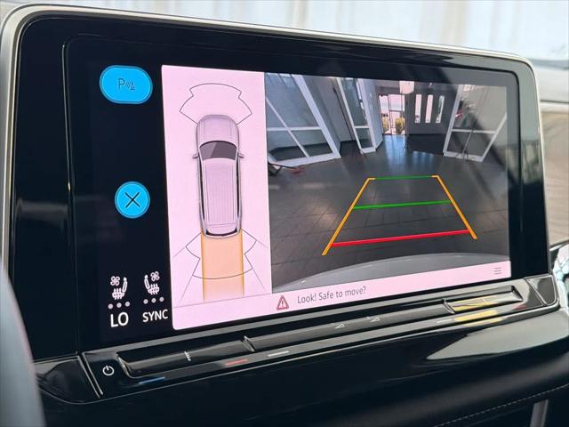 2026 Volkswagen Atlas SE with Technology