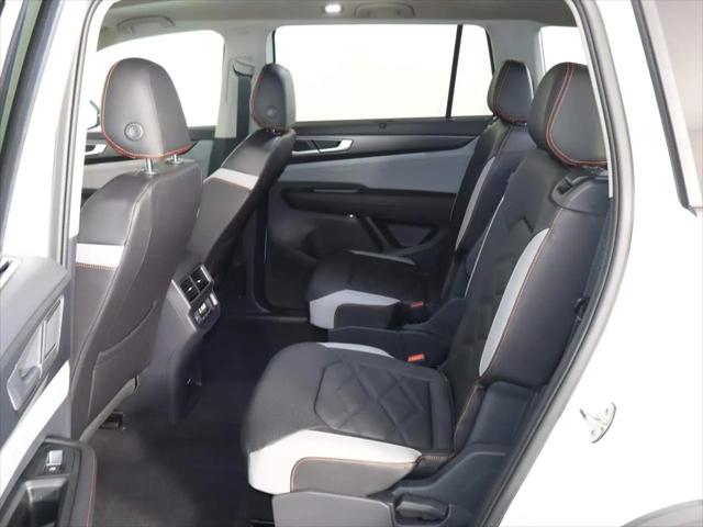 2026 Volkswagen Atlas Peak Edition