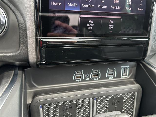 2026 Ram 1500 Laramie Crew Cab 4x4 6'4" Box