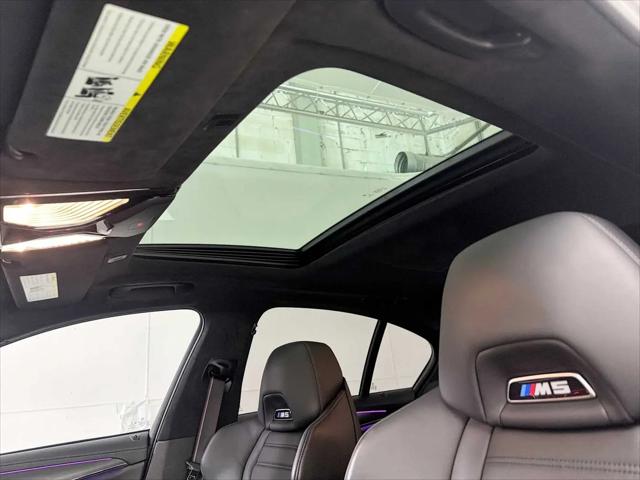 2023 BMW M5 Standard