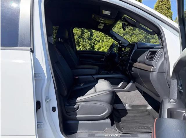 2022 Nissan Titan Crew Cab PRO-4X 4x4