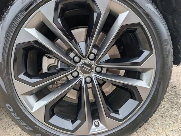 2025 Audi Q7 Premium Plus 55 TFSI quattro Tiptronic