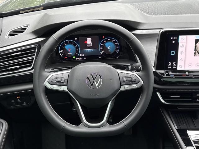 2026 Volkswagen Atlas Cross Sport SE with Technology