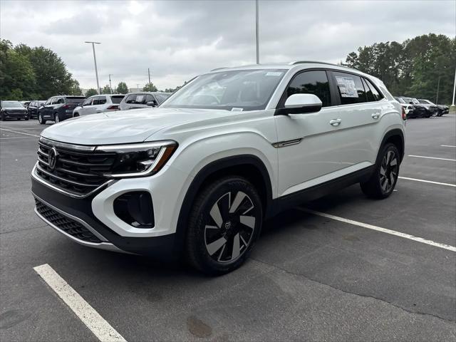 2026 Volkswagen Atlas Cross Sport SE with Technology