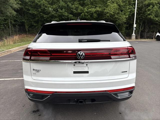 2026 Volkswagen Atlas Cross Sport SE with Technology